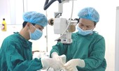 Phát hiện kim khâu ‘quên’ trong mí mắt 2 năm trời