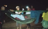 16 thanh niên đi bộ xuyên đêm 40km đưa bệnh nhân cấp cứu