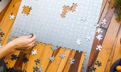 Đồ chơi mới khi ở nhà cách ly: Bộ ghép hình trong veo, có cấp độ “Phát Điên” siêu khó