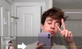 Viral: Teen nổi tiếng trên Tik Tok vì cùng bố làm “vòng giãn cách xã hội” cực ngộ