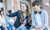 Mách bạn tuyệt chiêu biết được tuổi của ai đó từ… số điện thoại của họ
