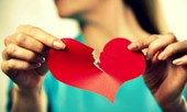 Chồng qua đời vì COVID-19, vợ mới phát hiện ra chồng có “tiểu tam” suốt nhiều năm nay