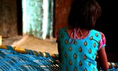 Bé gái 8 tuổi bị đánh chết vì lỡ để vẹt sổ lồng: Chẳng phải mọi mạng sống đều giá trị sao?