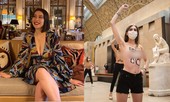 Sau vụ sinh viên bị cấm cửa vì hở hang, nhiều người không mặc áo tới bảo tàng phản đối