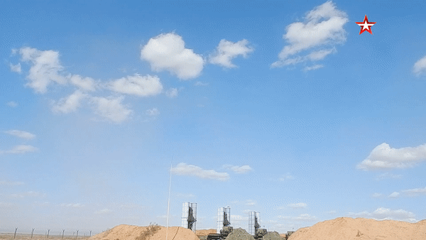 S-300 khai hỏa trong tập trận đa quốc gia Kavkaz-2020