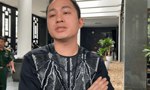 Tùng Dương xúc động kể về nhạc sĩ Phó Đức Phương trong lúc tiễn biệt