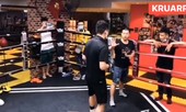 Ngạo mạn thách đấu võ sĩ boxing, môn đồ Vịnh Xuân nhận thất bại thảm hại