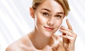 Người mà em yêu em còn chia tay được, mụn đã là gì! Dù là mụn mùa nóng cũng bye bye nha!