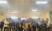 Sinh viên Đại học Sư phạm Kĩ thuật TP.HCM cùng nhau nâng cao kỹ năng tiếng Anh giao tiếp