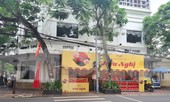 Hàng loạt tuyến phố ở Hải Phòng bị chiếm dụng bày bán bánh trung thu