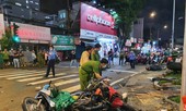 Ô tô 'điên' tông hàng loạt xe máy ở Sài Gòn