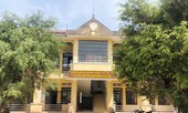 ‘Ăn chặn’ tiền điện hỗ của người nghèo, chủ tịch xã và kế toán bị khởi tố