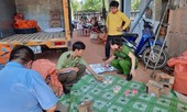 Phát hiện một lượng lớn mỹ phẩm tự pha trộn không rõ nguồn gốc