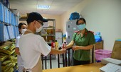 Tặng 3000 chai nước ép cho y bác sĩ dù cửa hàng phải tạm nghỉ vì COVID - 19