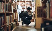 Bạn đọc sáng tác: Gửi đến chàng trai trong thư viện, người ngồi phía trước em