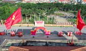Nhìn từ trên cao những cung đường rực rỡ cờ hoa ở Hà Nam