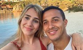 'Siêu tiền vệ' chống lệnh vợ để gia nhập Liverpool