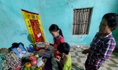 Xót thương 2 trẻ mồ côi ở với bà ngoại bị ung thư di căn