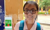 Hàng ngàn học sinh TPHCM thi giữa kỳ trên điện thoại