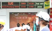 Vàng tăng phi mã, lần đầu tiên vượt mốc 61 triệu đồng/lượng
