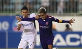 Hồng Duy tha lỗi cho cầu thủ Sài Gòn FC ném bóng vào mặt mình