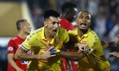 Nam Định trụ hạng V-League sau cuộc đua nghẹt thở với Quảng Nam