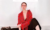 ‘Mẹ bỉm sữa’ Lan Khuê hờ hững vòng một ‘ăn đứt’ dàn mỹ nhân Việt sexy ngày Tết
