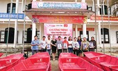 Home Credit - đồng hành với đồng bào khó khăn