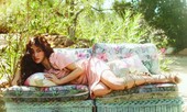 Song Hye Kyo đeo nhẫn kim cương làm cô dâu xinh đẹp