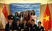 Đại sứ Singapore gặp gỡ 15 học sinh Việt Nam nhận học bổng