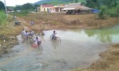 Thanh Hóa: Nhiều học sinh chưa thể trở lại trường sau mưa lũ