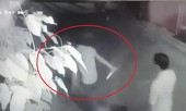 Camera ghi hình thanh niên đâm bạn tử vong khi đi hát karaoke
