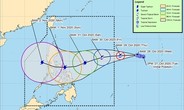 Sau bão Molave, áp thấp Rolly lại đang mạnh lên thành bão, có thể trở thành cơn bão số 10