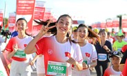 Hoa hậu Tiểu Vy và dàn người đẹp tiếp lửa cho Tiền Phong Marathon