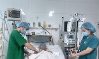 Hàng nghìn người thoát chết nhờ &apos;báo động đỏ&apos;