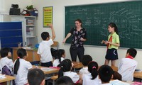 Bộ GD&ĐT trả lời về rối quy định chứng chỉ cấp phép cho giáo viên tiếng Anh.