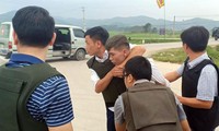 Thông tin bất ngờ vụ ôm súng cố thủ trong xe bán tải ở Hà Tĩnh