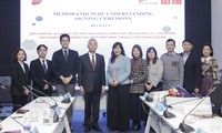 Học viện Ngoại giao ký kết biên bản ghi nhớ hợp tác với Fast Retailing Nhật Bản và UNIQLO Việt Nam