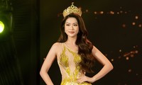 Gần kết thúc nhiệm kỳ, khán giả ‘soi kỹ’ thái độ và nhan sắc của Hoa hậu Đoàn Thiên Ân