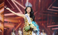 &apos;Miss Universe Vietnam 2023&apos; Bùi Quỳnh Hoa từng nếm không ít thất bại, đăng quang gây tranh cãi