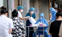 Thêm 900 ca, Hà Nội vượt mốc 20 nghìn bệnh nhân COVID-19