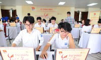 Học sinh lớp 12 giành giải Nhất cuộc thi &quot;Tự hào Việt Nam&quot;