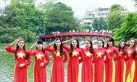 Thanh niên thi video clip thể hiện “Tự hào Việt Nam&quot;