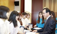 135 sinh viên chuyên ngành tiếng Hàn xuất sắc nhận học bổng