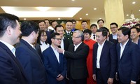 Thường trực Ban Bí thư Trần Quốc Vượng gặp mặt các Thầy thuốc trẻ tiêu biểu