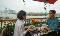 Thưởng thức bún cá rô đồng dân dã tại view ngắm sông 5 sao ở Sài Gòn