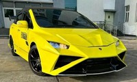 Honda Civic trang trí phong cách siêu xe Lamborghini 