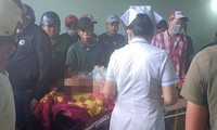 Ông B. được người dân đưa đi cấp cứu nhưng không thể qua khỏi