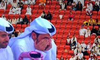 Người hâm mộ Qatar bỏ về giữa chừng và sự thật trần trụi trong ngày khai mạc World Cup 2022 