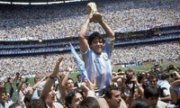 Chuyện kỳ kỳ lạ về viên chức trốn việc cho tới chung cuộc World Cup, ‘bất tử’ nằm trong Maradona và mơ cõng Messi